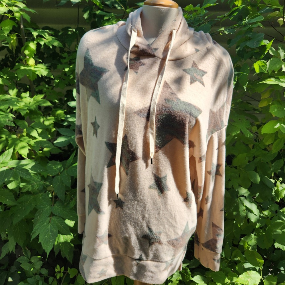 White Birch XL Star Print Hoodie Sweatshirt Drawstring Pullover Cute
